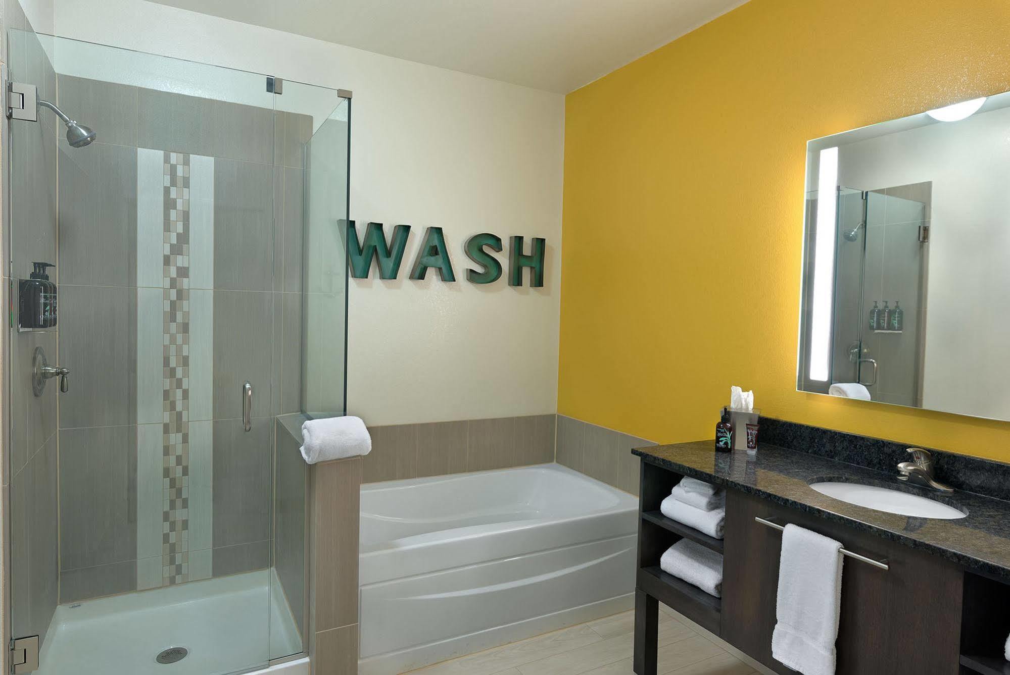 Oxford Suites Bellingham Exterior foto